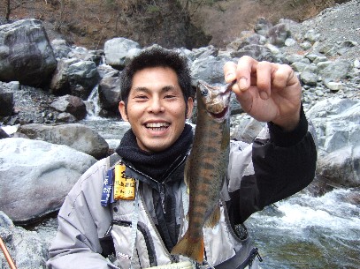 �r��L�^�T�C�Y�X�V