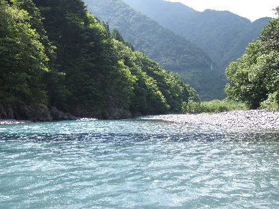 �������́E�E