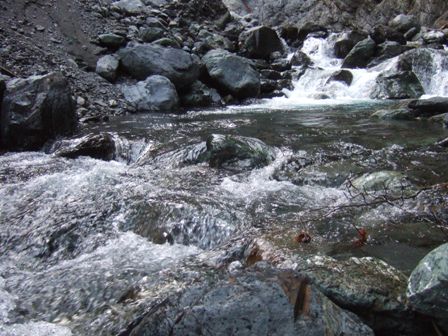 ���҂Ɉ���k��