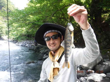 ���A�}�S�f�d�s