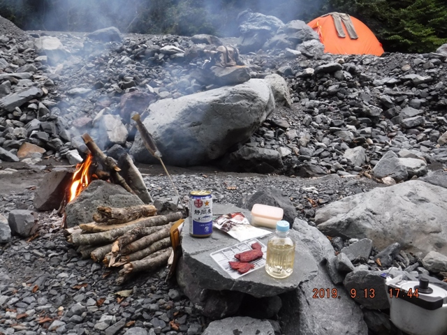 �e���̎���