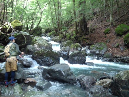 ����Ă����n��̌k��