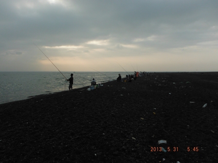 �v�X�̎O�ۊC��