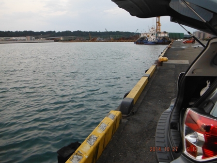 �ԉ��t���Ŋy����ލs