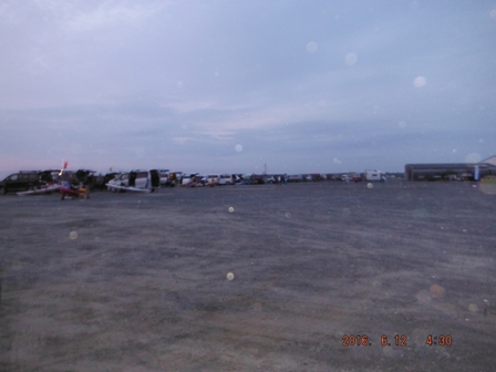 ���ԏ�ɏW���Q���ҒB