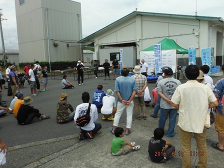 ����\��